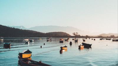 Boats harbor waves 4k wallpaper