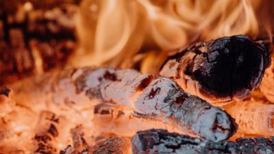 Bonfire coal fire 4k wallpaper