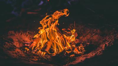 Bonfire fire firewood 4k wallpaper