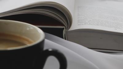 Book cup coffee 4k wallpaper
