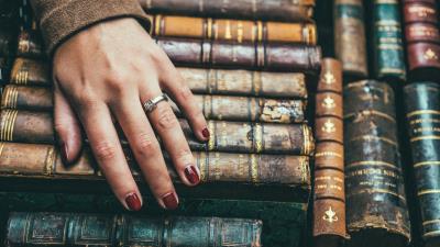 Books hand manicure 4k wallpaper