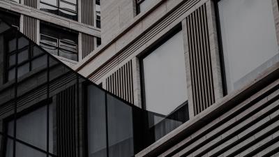 Building facade architecture im 4k wallpaper