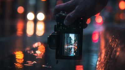 Camera hand shooting 4k wallpaper