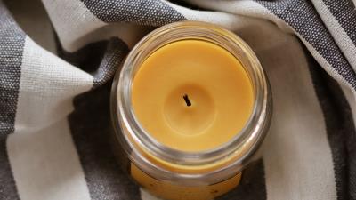 Candle fabric interior 4k wallpaper