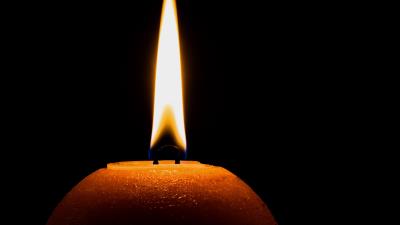 Candle flame wax drops 4k wallpaper