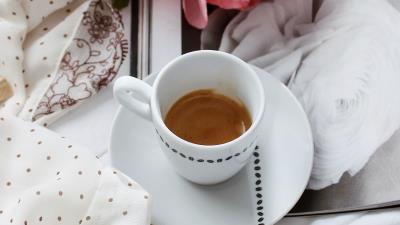 Coffee cup flowers 4k wallpaper