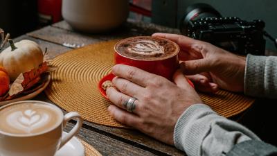 Cup coffee hands 4k wallpaper