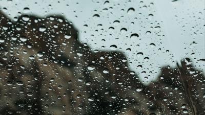 Drops splashes stains 4k wallpaper