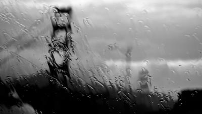 Drops water bw 4k wallpaper