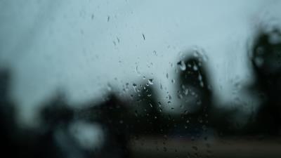 Drops wet glass 4k wallpaper