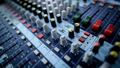 Equipment installation sound recording 4k wallpaper