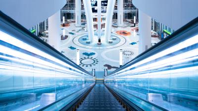 Escalator building interior 4k wallpaper