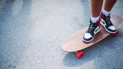 Feet skateboard longboard 4k wallpaper