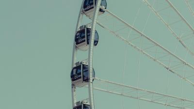 Ferris wheel attraction cabs picture 4k wallpaper