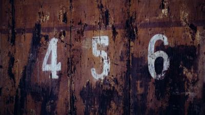 Figures wall paint inscription 4k wallpaper