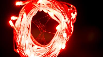 Garland cobweb red 4k wallpaper