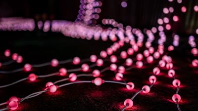 Garlands bulbs light 4k wallpaper