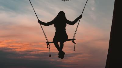 Girl swing silhouette 4k wallpaper