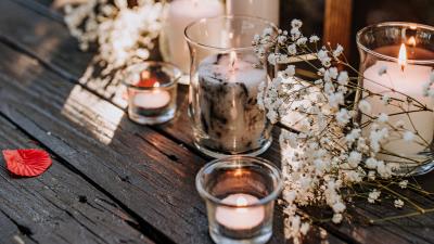 Glasses candles flowers 4k wallpaper