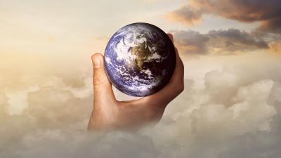 Globe hand photoshop 4k wallpaper