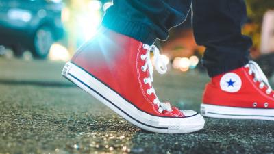 Gumshoes legs asphalt 4k wallpaper