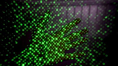 Hand light green circles 4k wallpaper