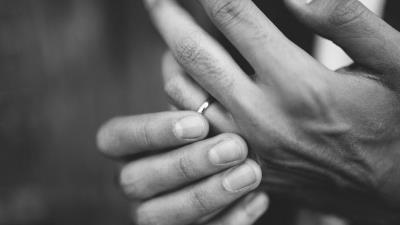 Hand ring fingers bw 4k wallpaper