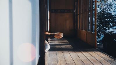 Hands cup terrace 4k wallpaper