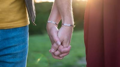 Hands fingers touch photo 4k wallpaper