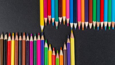 Heart pencils colorful 4k wallpaper