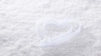 Heart ribbon sno 4k wallpaper