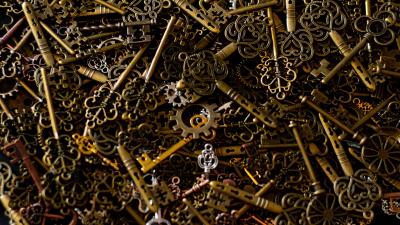 Keys gears metal 4k wallpaper