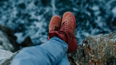 Legs boots shoes 4k wallpaper