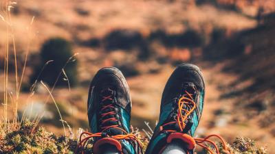 Legs sneakers nature 4k wallpaper
