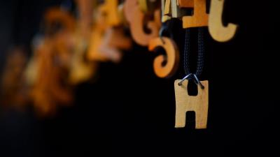Letter pendant alphabet 4k wallpaper