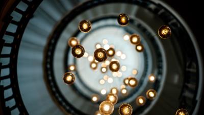 Light bulbs chandelier light 4k wallpaper