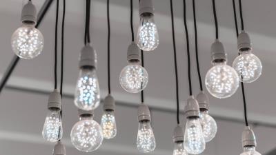 Light bulbs led light 4k wallpaper