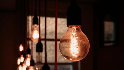 Light bulbs light electricity 4k wallpaper
