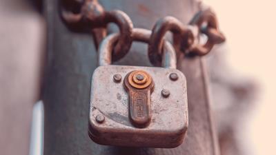 Lock chain metal 4k wallpaper