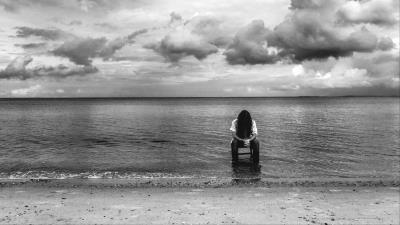 Lonely loneliness bw 4k wallpaper