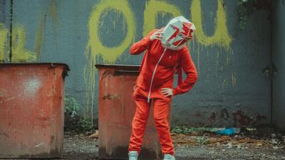 Man mask helmet 4k wallpaper