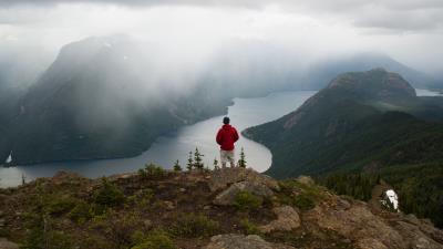 Man river mountains 4k wallpaper