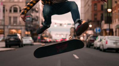 Man skateboard jump 4k wallpaper