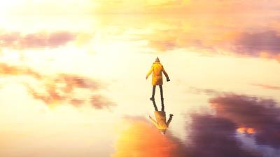 Man water clouds 4k wallpaper