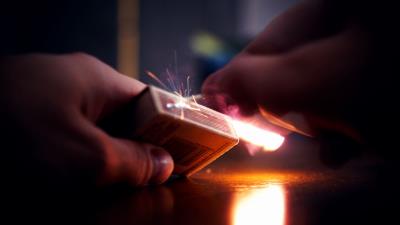 Matches boxes sparks 4k wallpaper