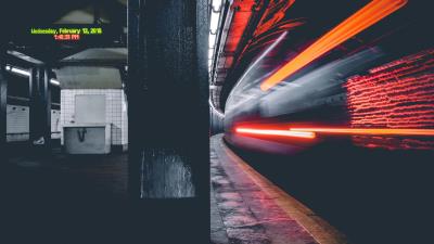 Metro underground long exposure 4k wallpaper