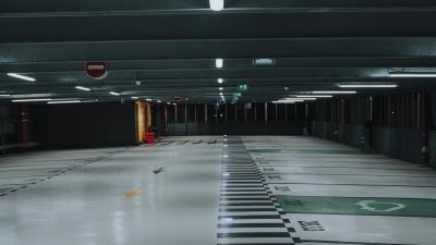 Parking premises floor 4k wallpaper