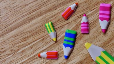 Pencils school multicolored 4k wallpaper