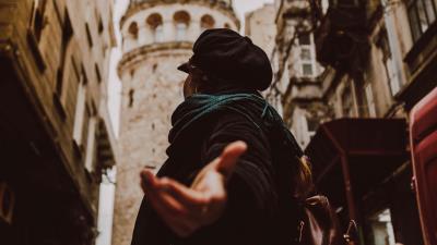 Person hand reach 4k wallpaper