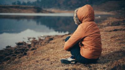 Person hood loneliness 4k wallpaper